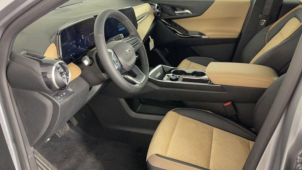 new 2025 Chevrolet Equinox car, priced at $32,491