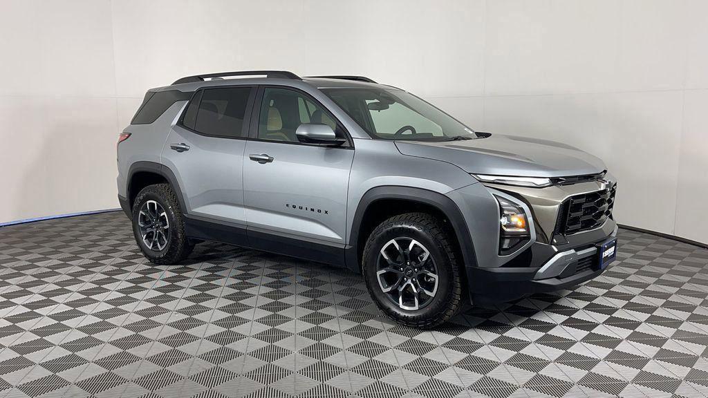 new 2025 Chevrolet Equinox car, priced at $32,491