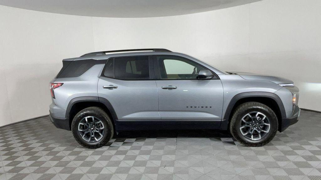 new 2025 Chevrolet Equinox car, priced at $32,491