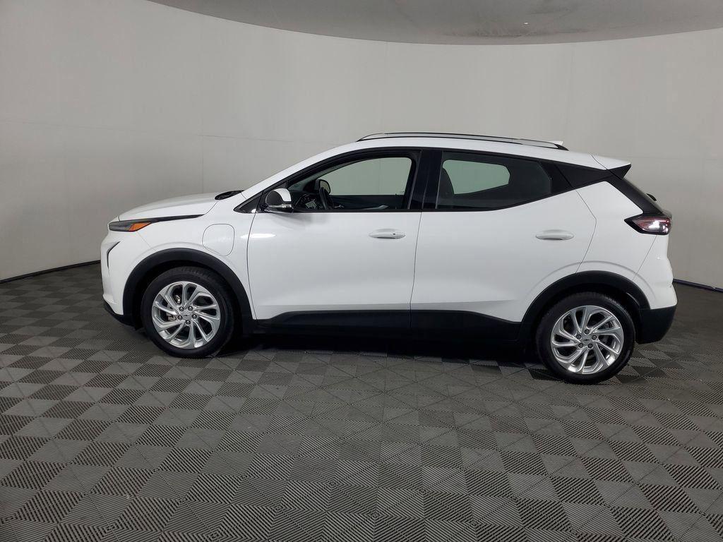 used 2022 Chevrolet Bolt EUV car, priced at $22,102