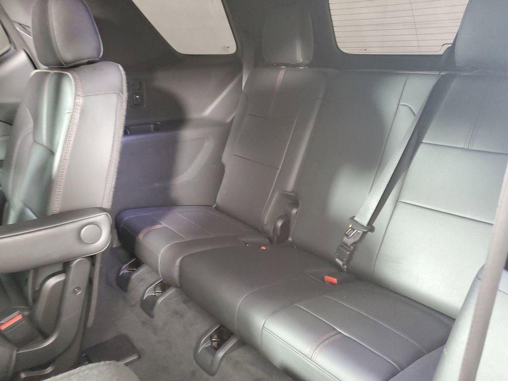 used 2022 Chevrolet Traverse car, priced at $29,750