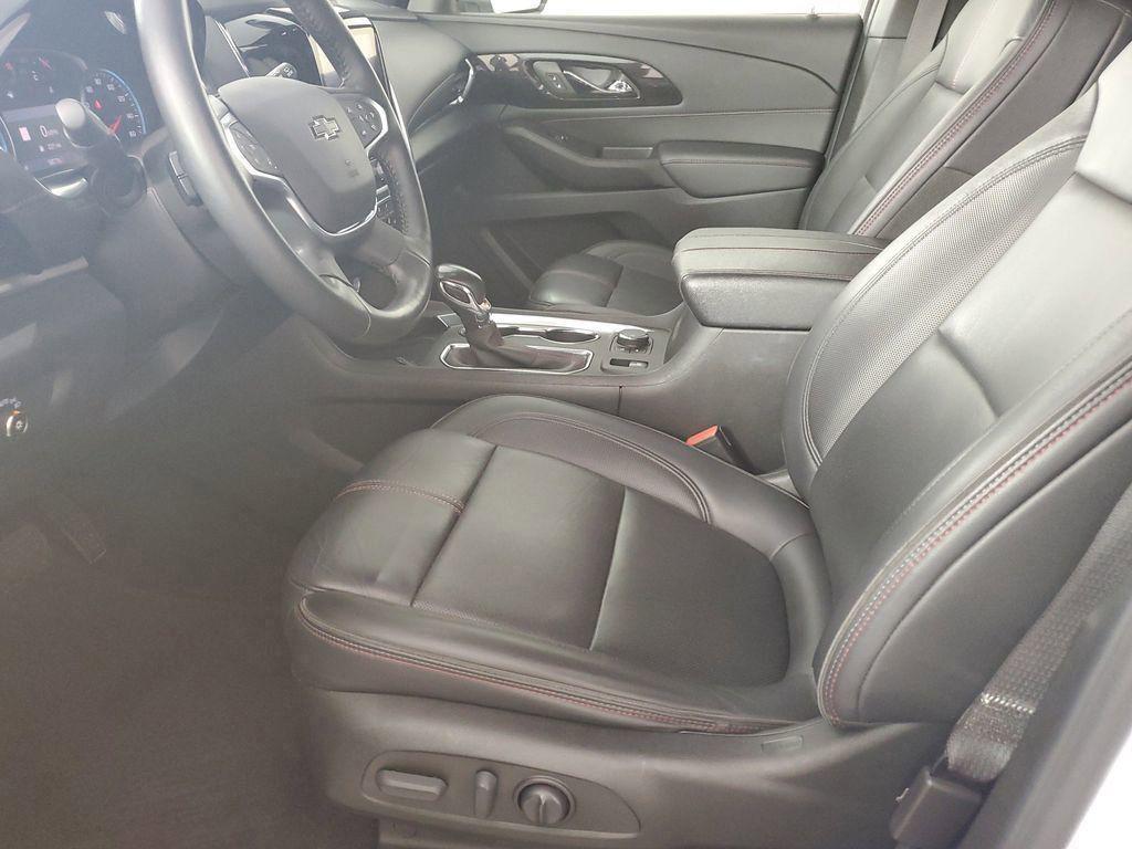 used 2022 Chevrolet Traverse car, priced at $29,750