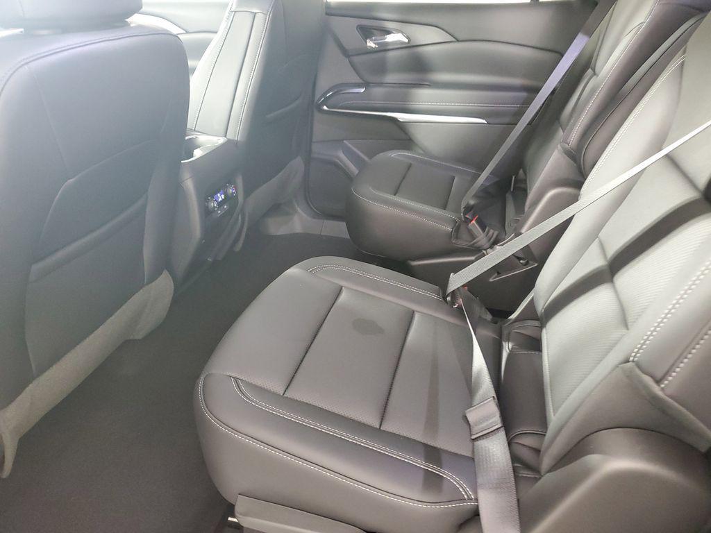 new 2026 Chevrolet Traverse car, priced at $45,980
