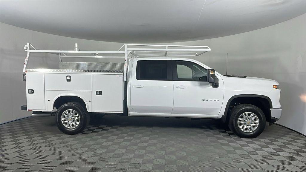 new 2025 Chevrolet Silverado 3500 car, priced at $90,995