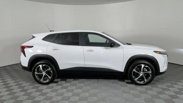 new 2024 Chevrolet Trax car, priced at $23,195