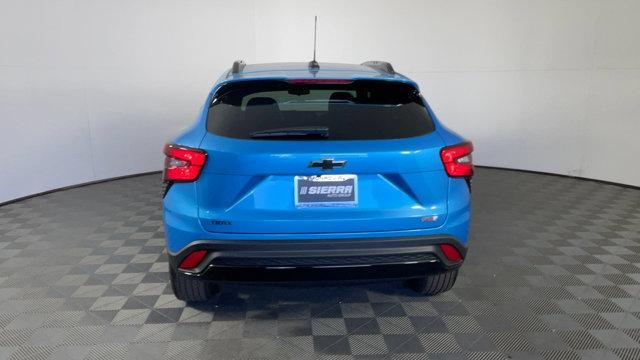 new 2025 Chevrolet Trax car, priced at $27,680