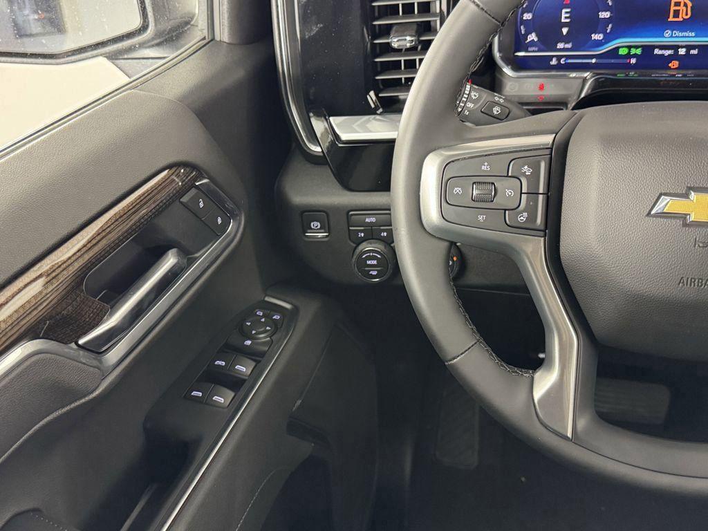 new 2025 Chevrolet Silverado 1500 car, priced at $47,610
