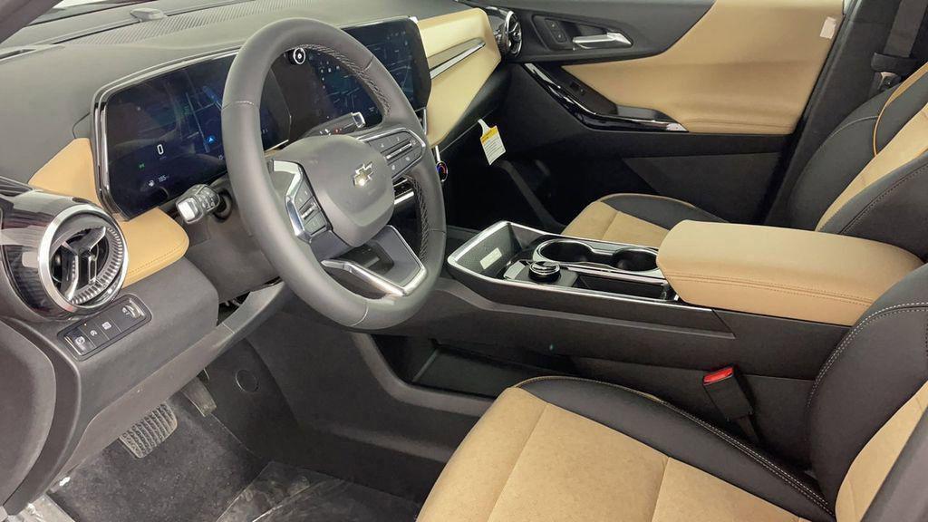 new 2025 Chevrolet Equinox car, priced at $30,995