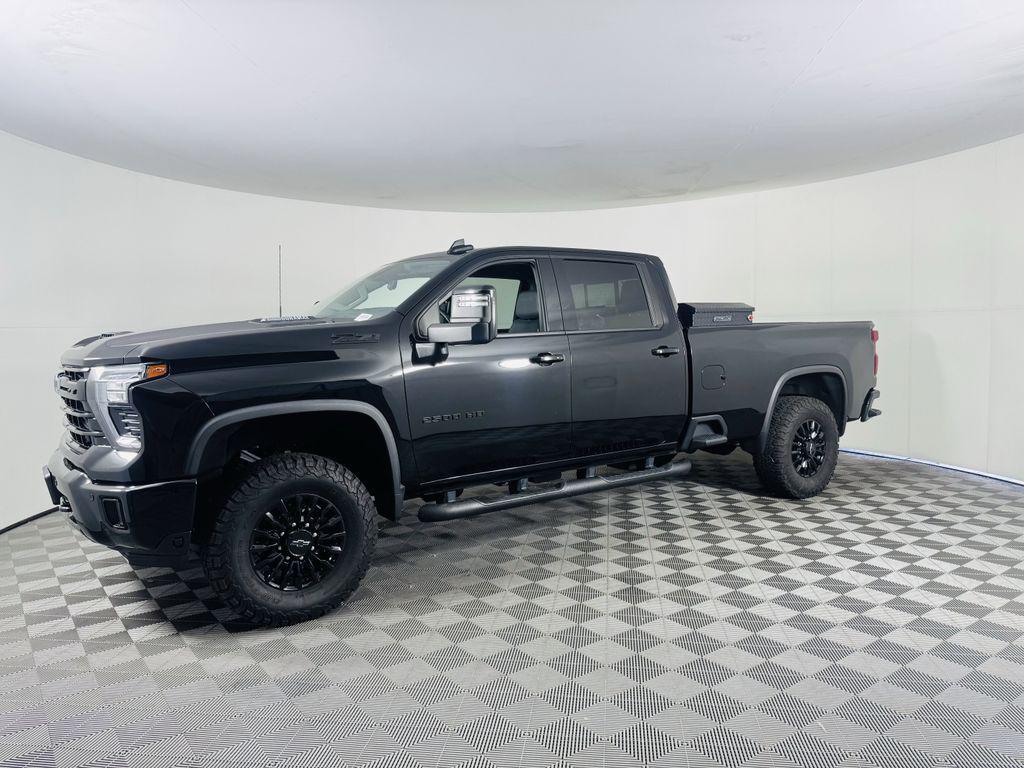 used 2024 Chevrolet Silverado 2500 car, priced at $69,981
