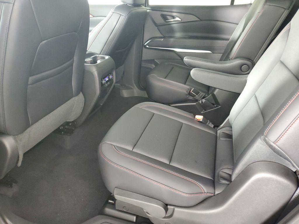 new 2025 Chevrolet Traverse car, priced at $51,160
