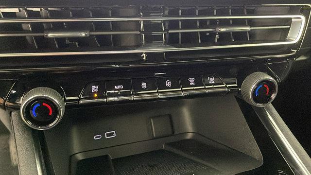 new 2025 Chevrolet Traverse car, priced at $41,995