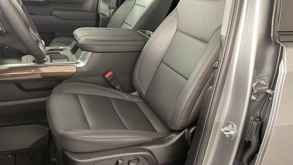new 2025 Chevrolet Silverado 1500 car, priced at $62,995