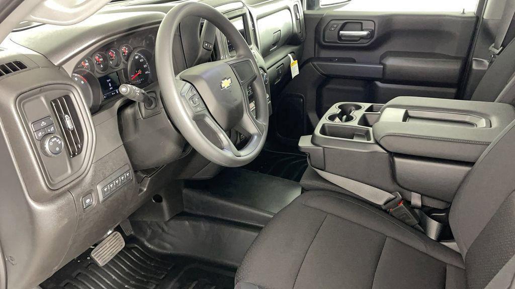 new 2025 Chevrolet Silverado 2500 car, priced at $66,995