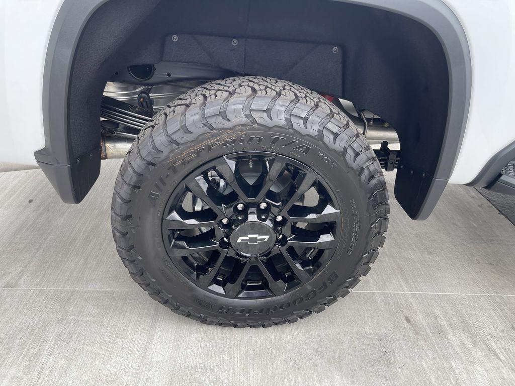 new 2025 Chevrolet Silverado 2500 car, priced at $86,070