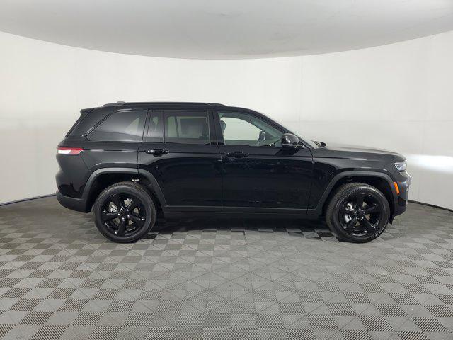 new 2025 Jeep Grand Cherokee car