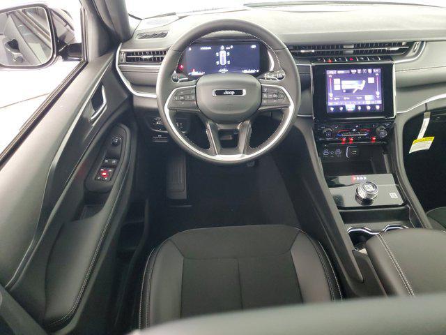 new 2025 Jeep Grand Cherokee car
