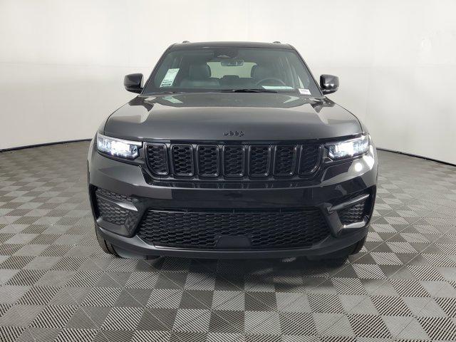 new 2025 Jeep Grand Cherokee car