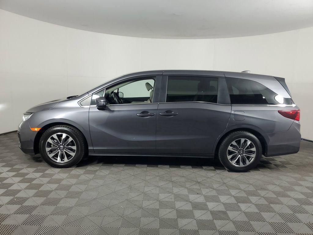 used 2025 Honda Odyssey car, priced at $40,981