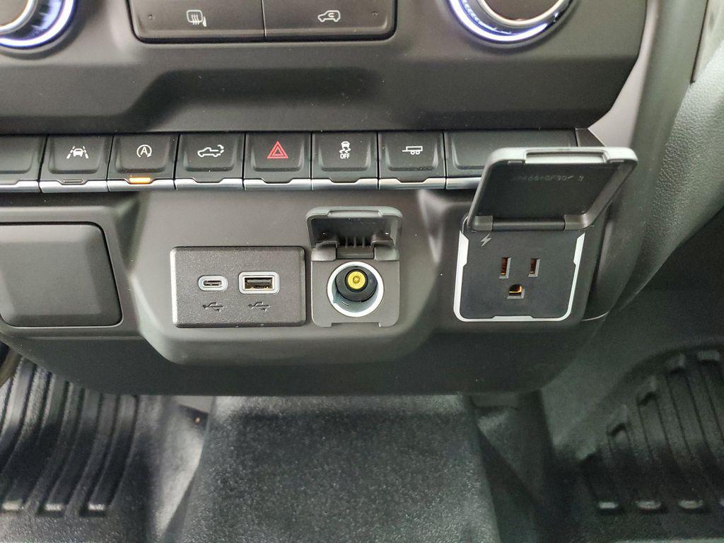 new 2026 Chevrolet Silverado 1500 car, priced at $39,060
