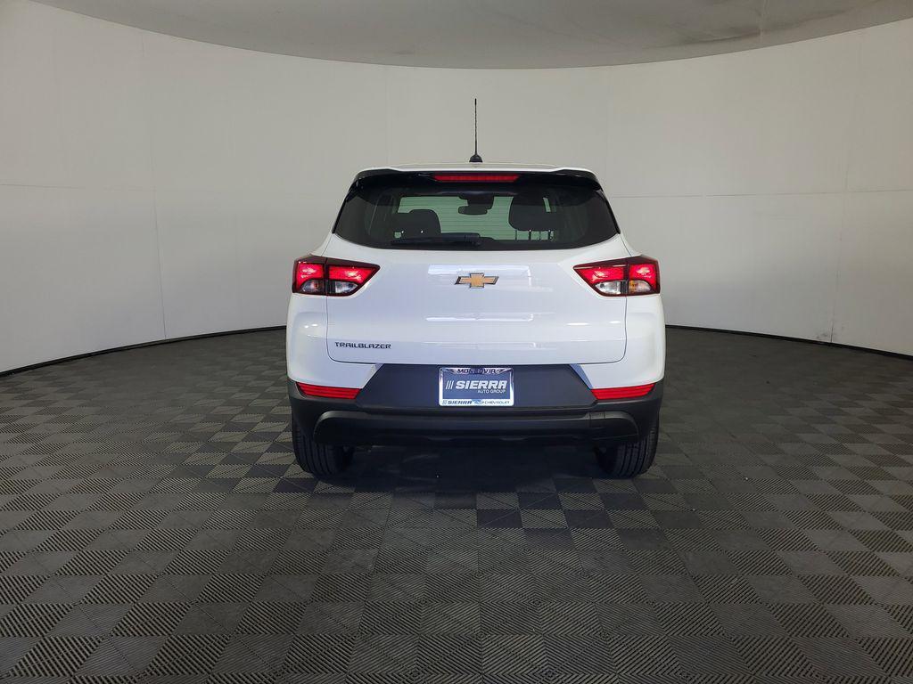 new 2026 Chevrolet TrailBlazer car, priced at $25,585