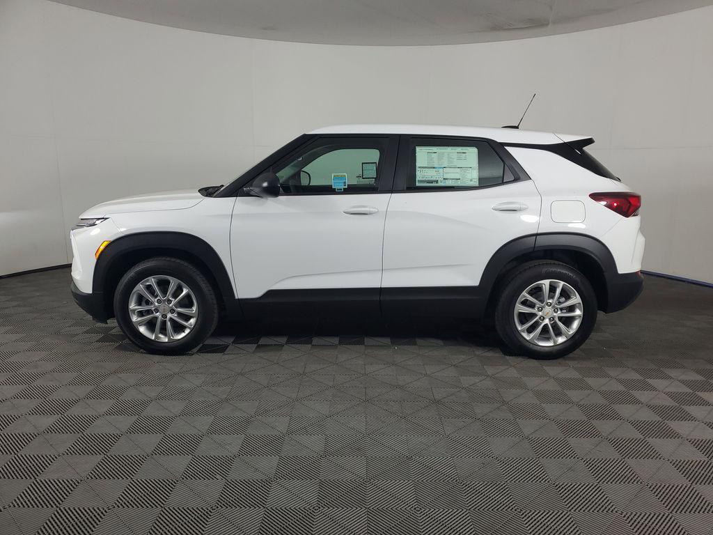 new 2026 Chevrolet TrailBlazer car, priced at $25,585