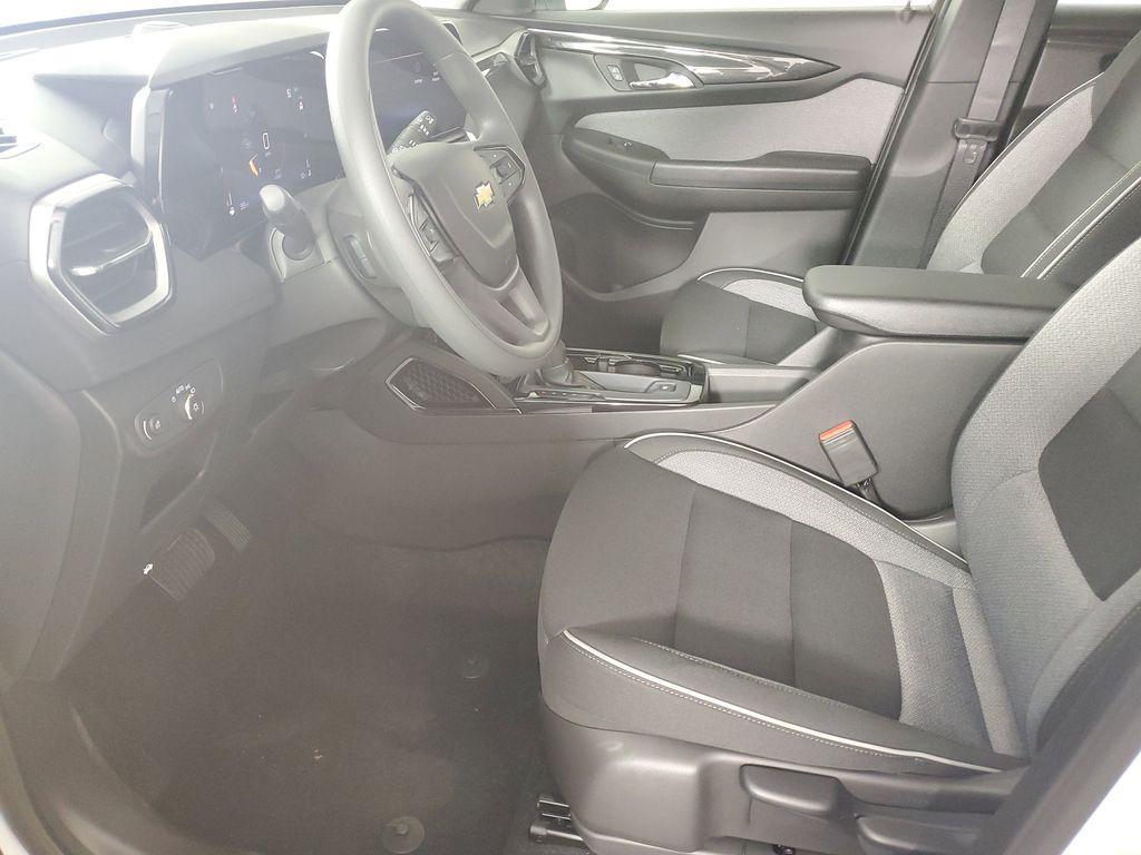 new 2026 Chevrolet TrailBlazer car, priced at $25,585