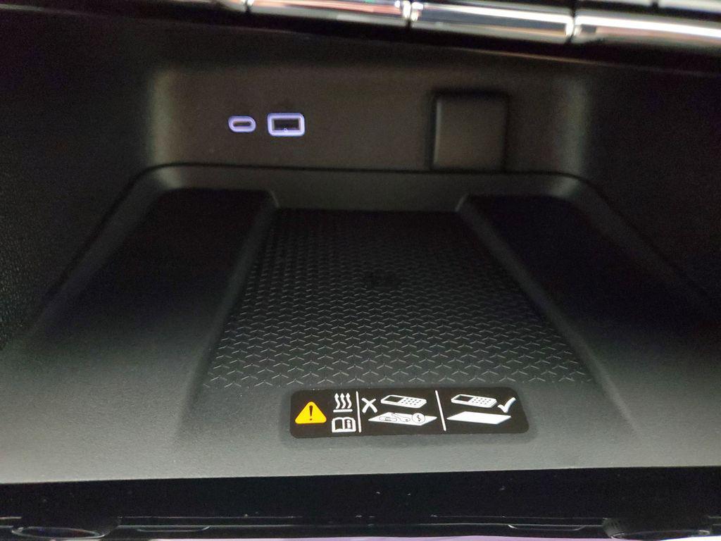 new 2026 Chevrolet Traverse car, priced at $53,715