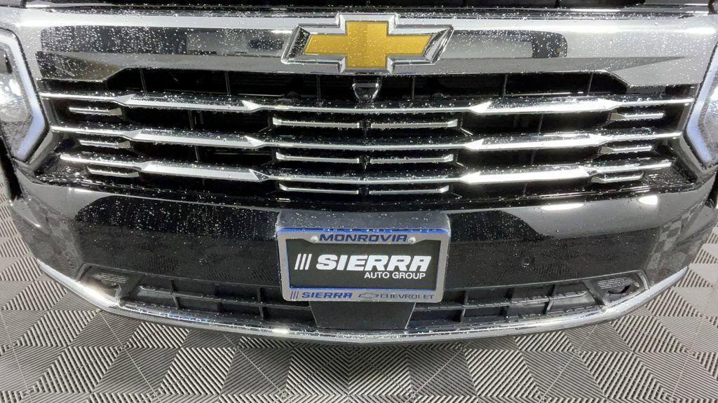 new 2025 Chevrolet Suburban car, priced at $89,717
