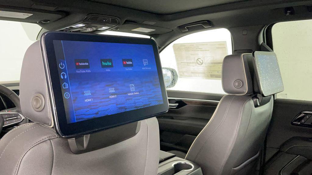 new 2025 Chevrolet Suburban car, priced at $89,717