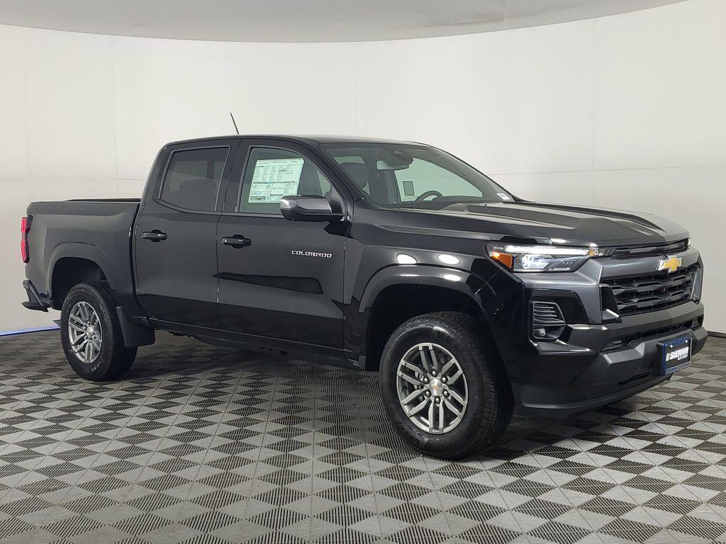 new 2026 Chevrolet Colorado car, priced at $41,165