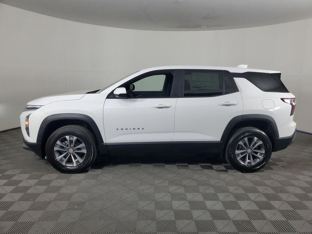 new 2026 Chevrolet Equinox car, priced at $30,495
