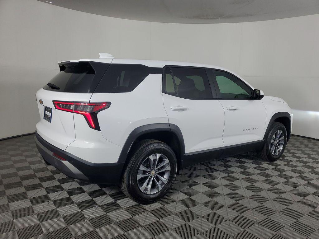 new 2026 Chevrolet Equinox car, priced at $30,495