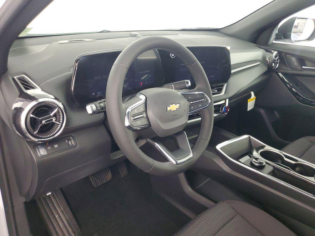new 2026 Chevrolet Equinox car, priced at $30,495