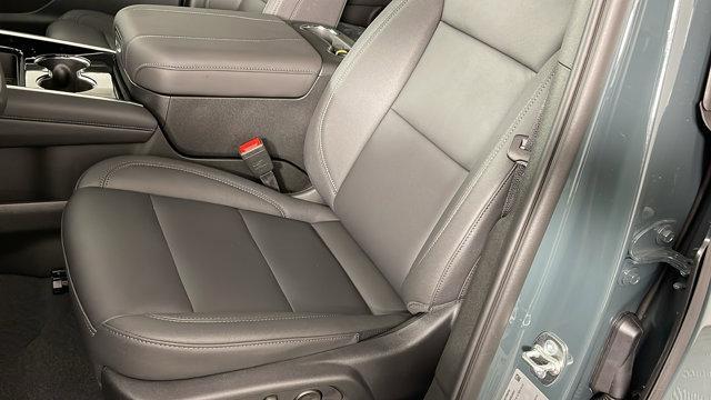 new 2025 Chevrolet Suburban car, priced at $82,030