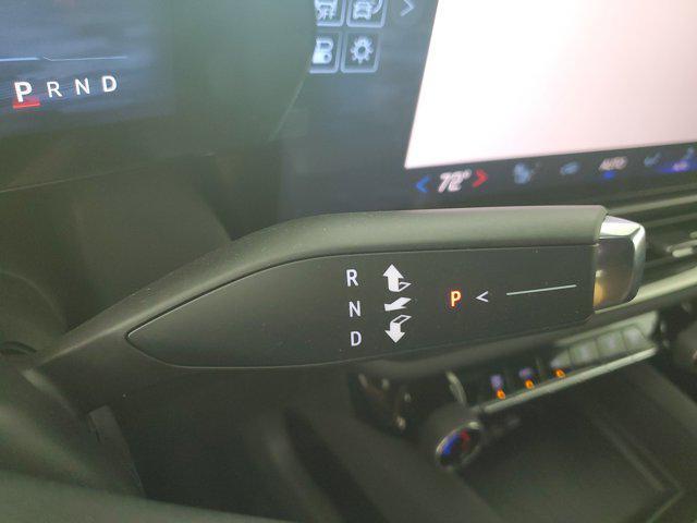 new 2025 Chevrolet Equinox EV car