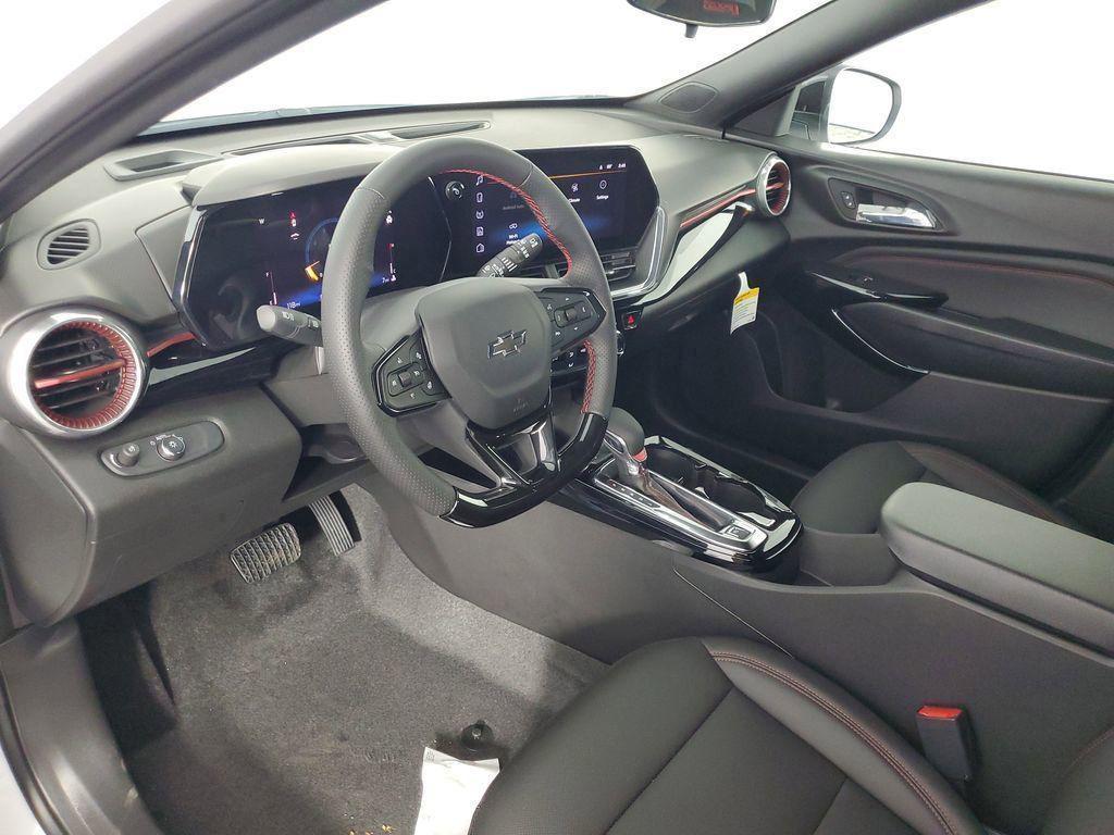 new 2025 Chevrolet Trax car, priced at $25,742