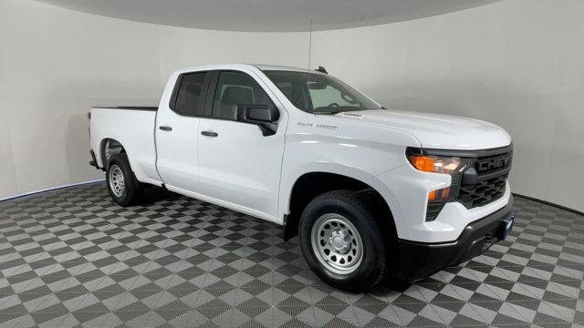 new 2025 Chevrolet Silverado 1500 car, priced at $43,104