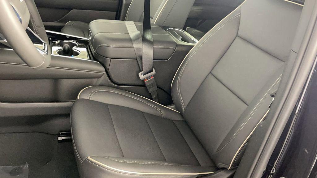 new 2025 Chevrolet Tahoe car, priced at $71,595