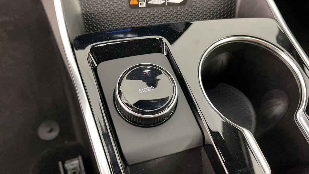 new 2025 Chevrolet Equinox car, priced at $30,995