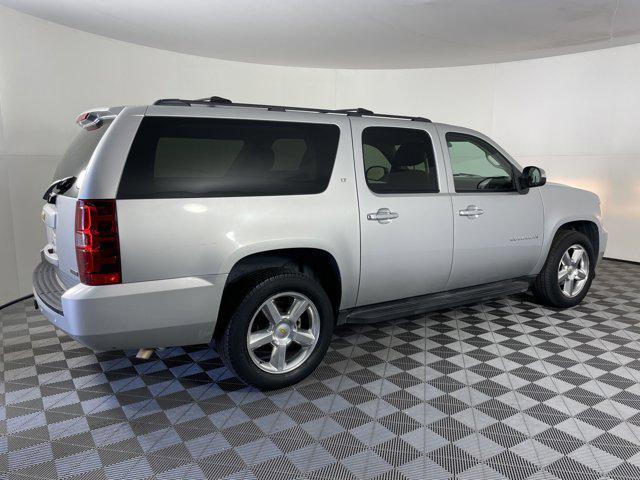 used 2011 Chevrolet Suburban car, priced at $10,000