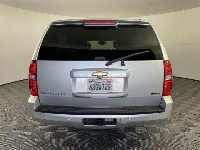 used 2011 Chevrolet Suburban car, priced at $10,000