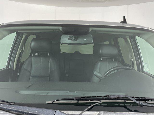 used 2011 Chevrolet Suburban car, priced at $10,000