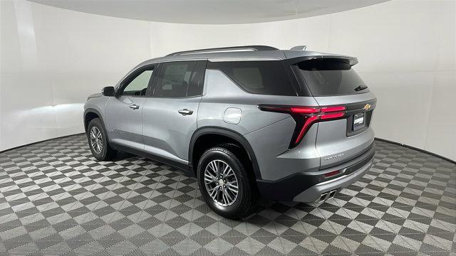 new 2025 Chevrolet Traverse car, priced at $42,995