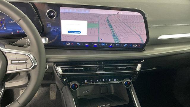 new 2025 Chevrolet Traverse car, priced at $42,745