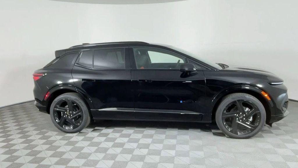 new 2025 Chevrolet Equinox EV car, priced at $38,795