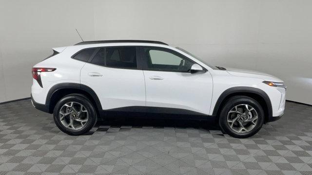 new 2025 Chevrolet Trax car, priced at $24,194