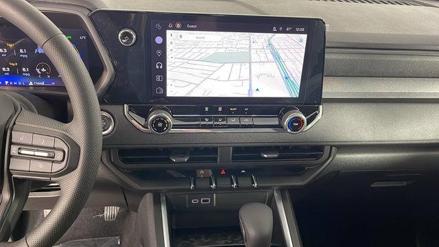 new 2025 Chevrolet Colorado car, priced at $33,495