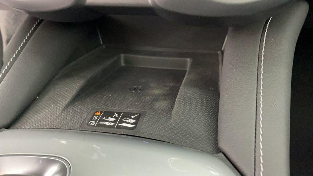 new 2025 Chevrolet Blazer car, priced at $36,995