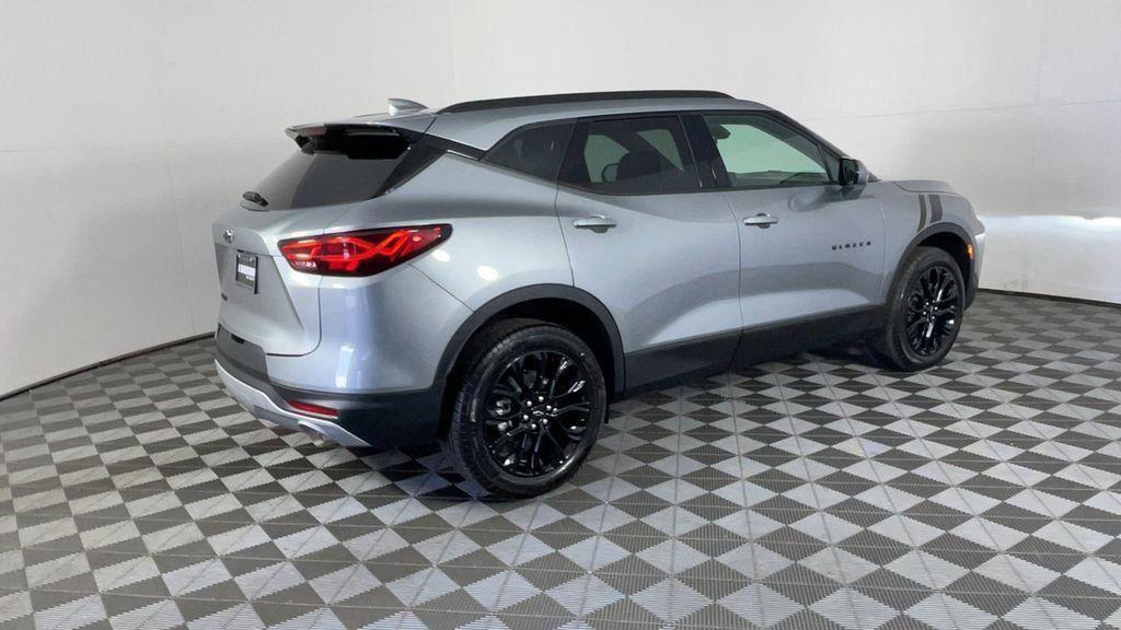 new 2025 Chevrolet Blazer car, priced at $36,995