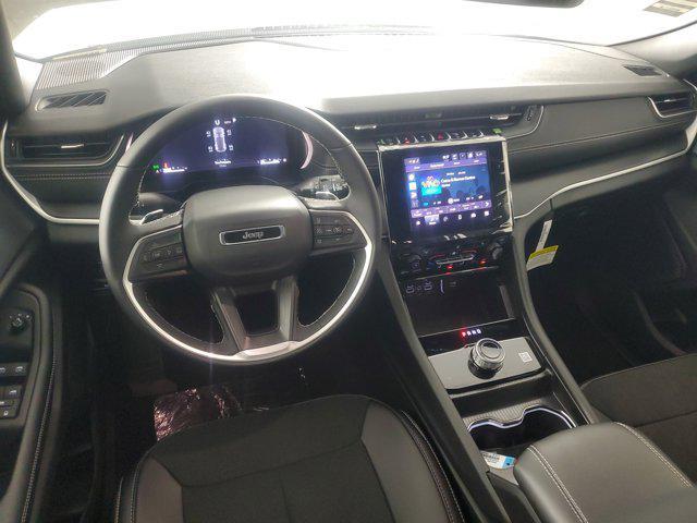 new 2025 Jeep Grand Cherokee car